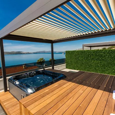Villa Royal Trogir Exterior photo
